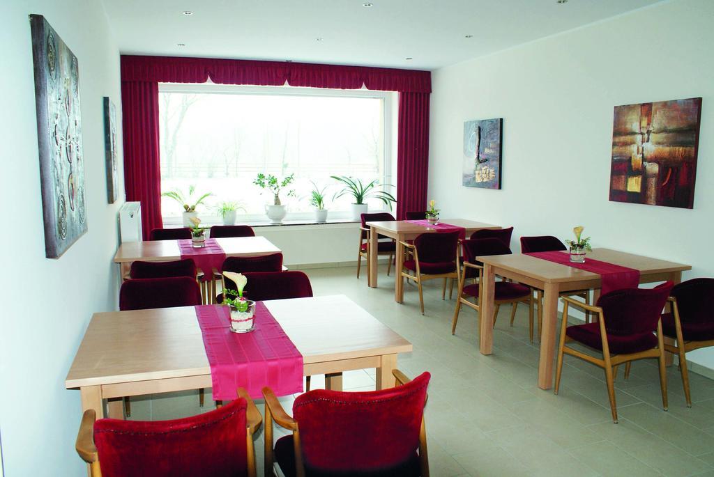 Hotel Haus Sonnenwinkel Bad Laer Exterior foto